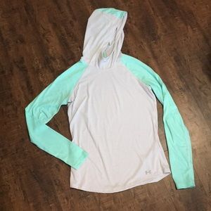 Under armor running long sleeve shirt